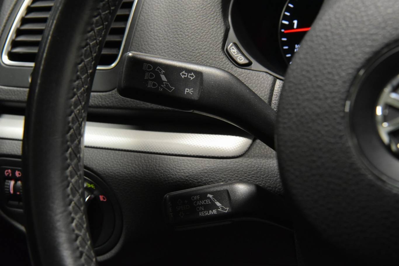 VOLKSWAGEN Sharan 24