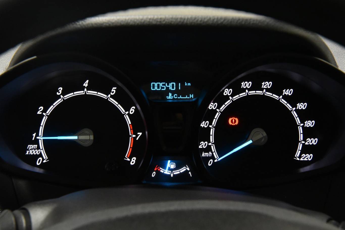 FORD Tourneo Courier 25