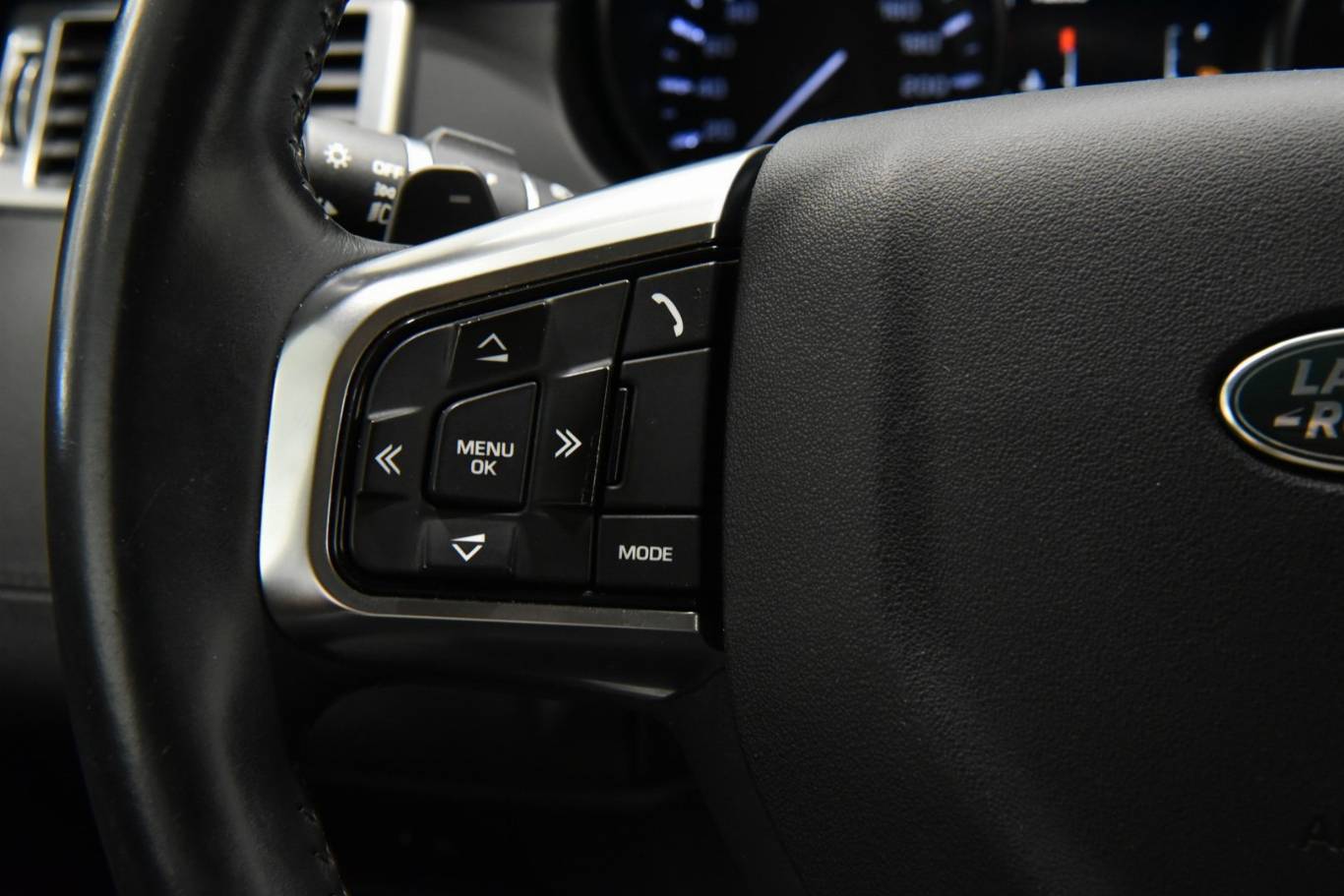 LAND ROVER Discovery Sport 7