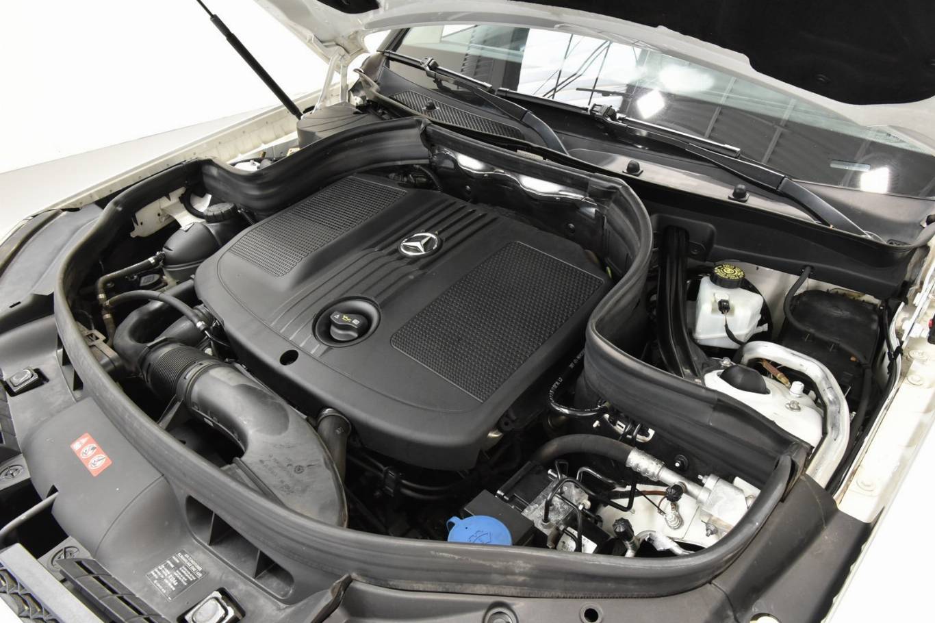 MERCEDES-BENZ GLK 220 63