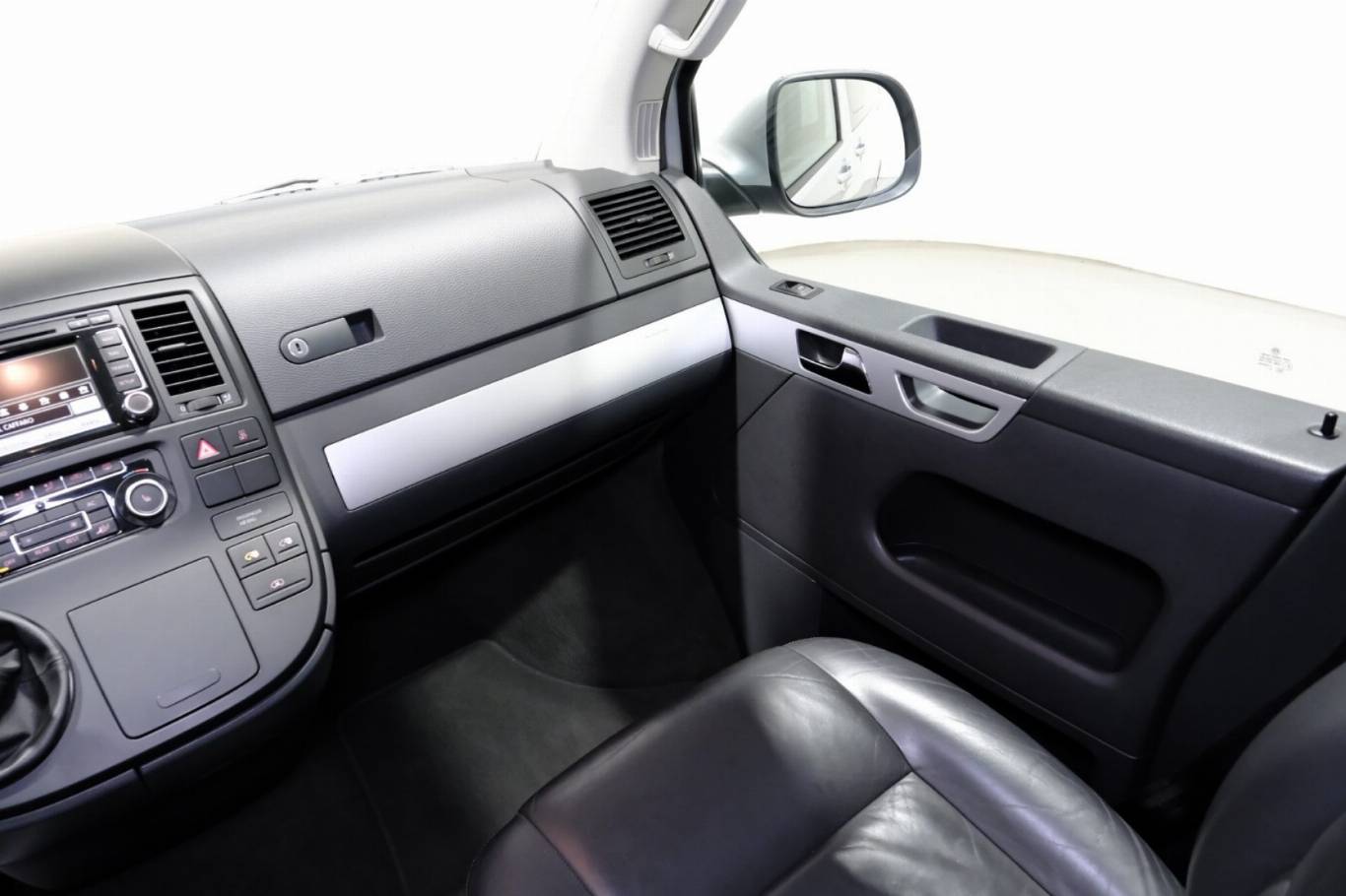 VOLKSWAGEN T5 Multivan 48