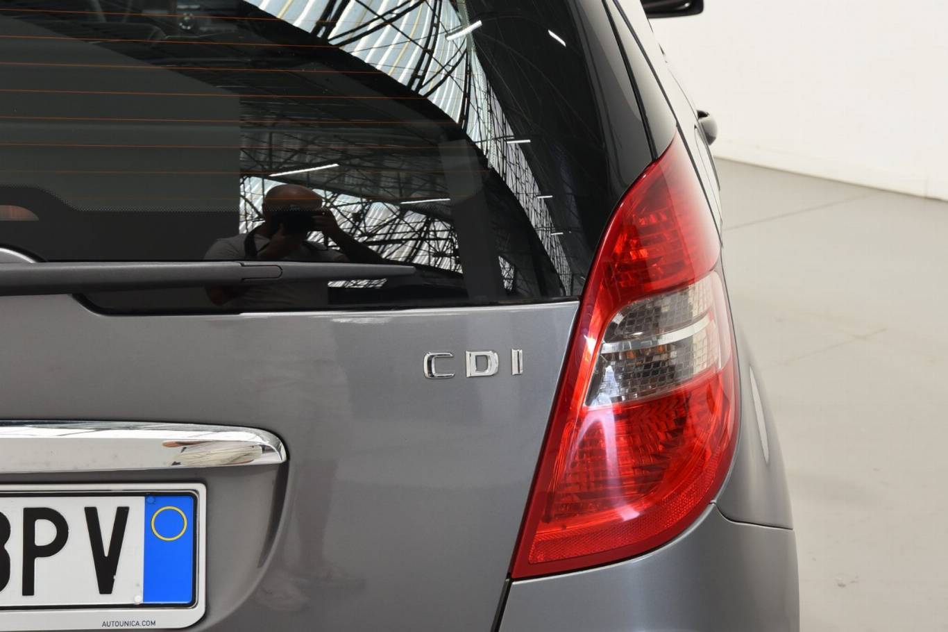 MERCEDES-BENZ A 180 30