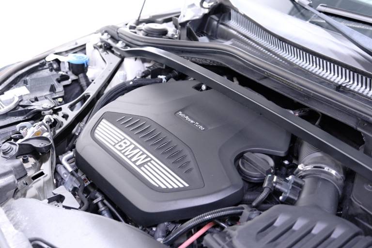 BMW 120 57