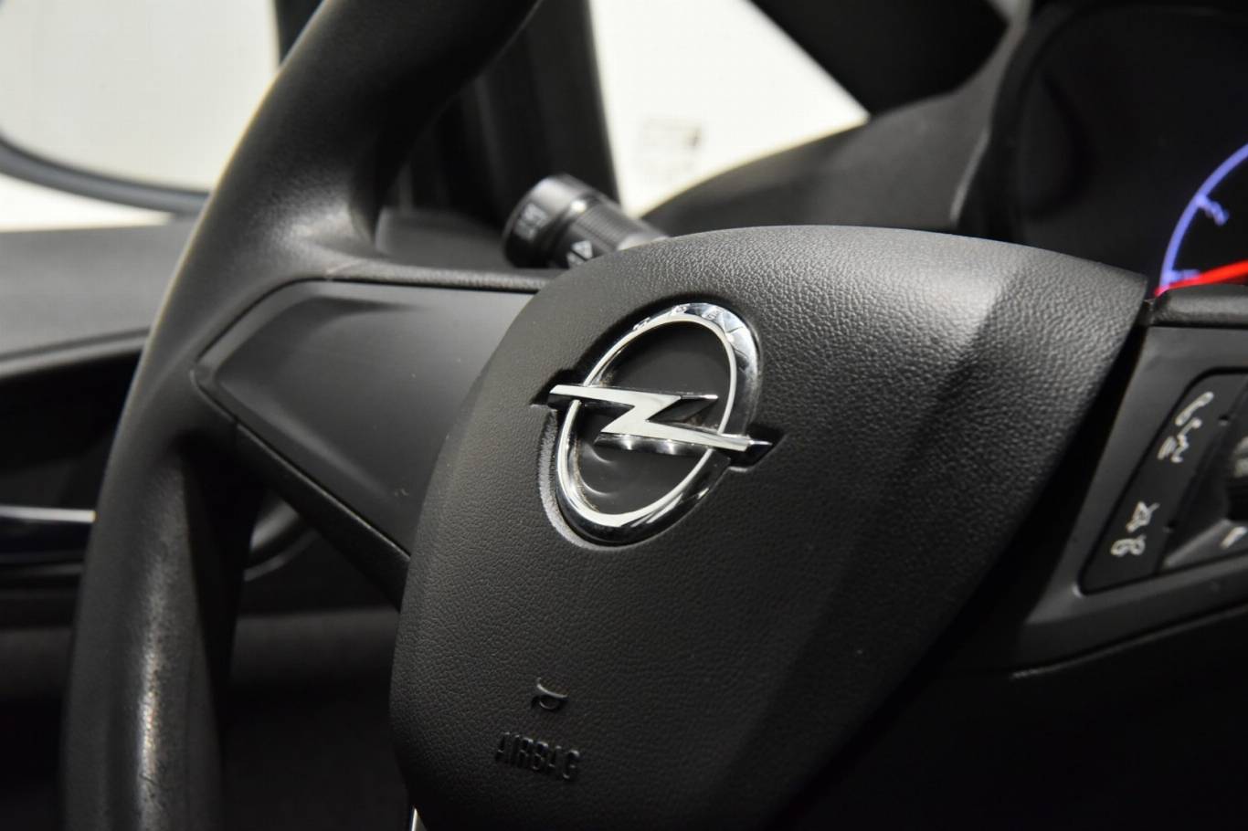 OPEL Corsa 26
