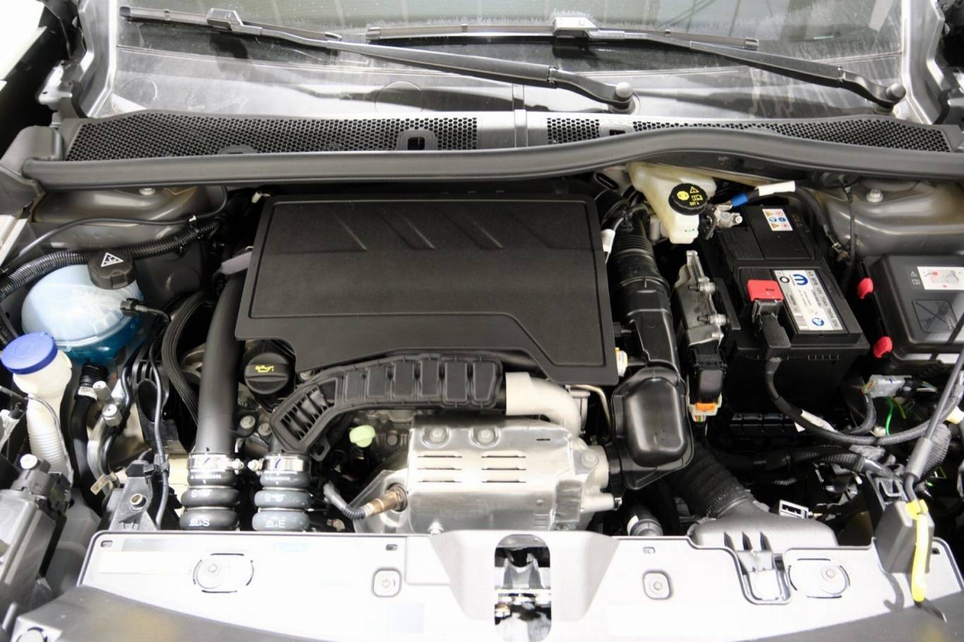 PEUGEOT 2008 59