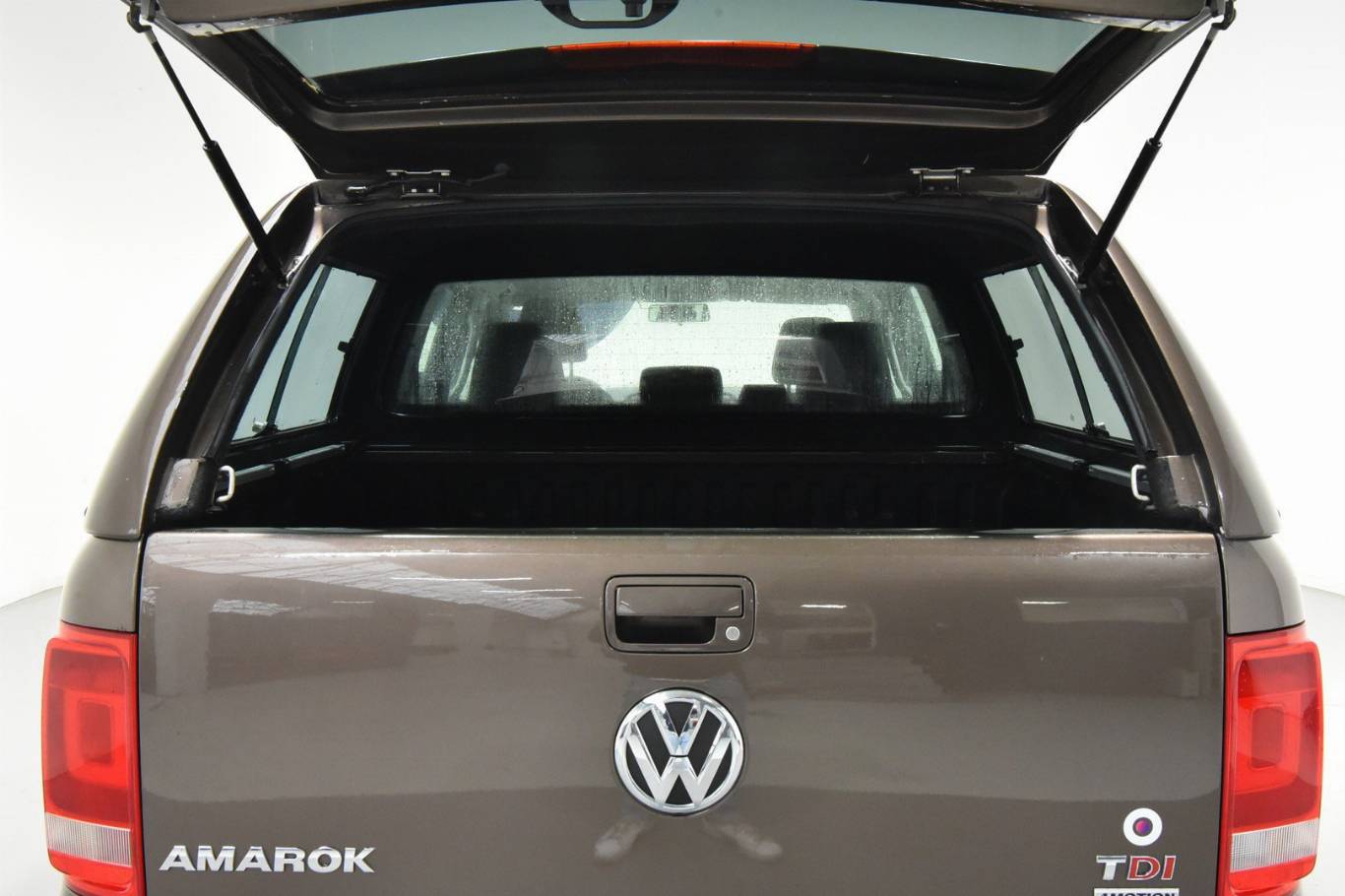 VOLKSWAGEN Amarok 31