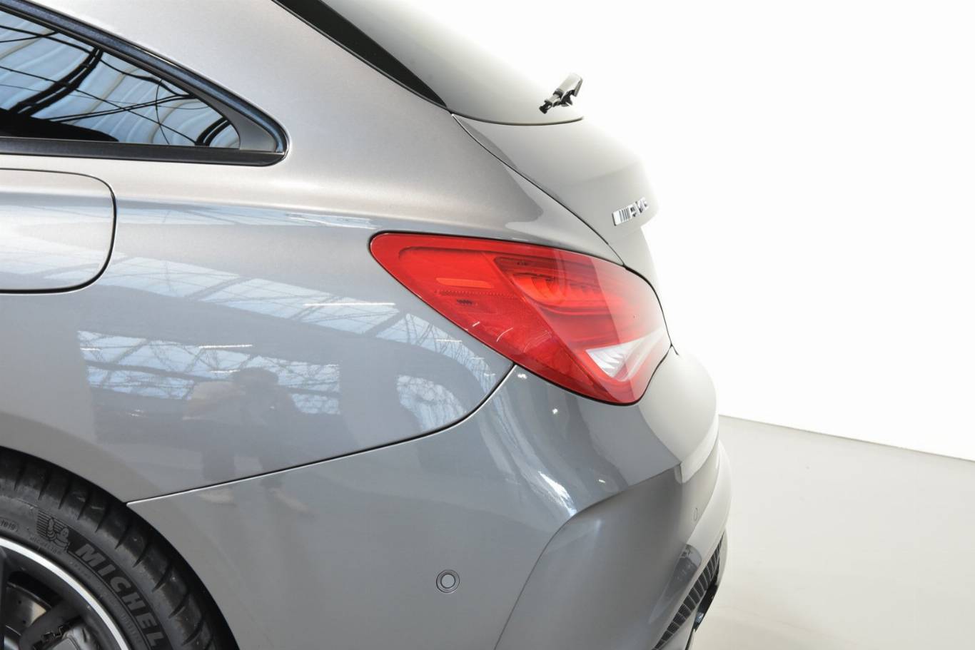 MERCEDES-BENZ CLA 45 AMG 41