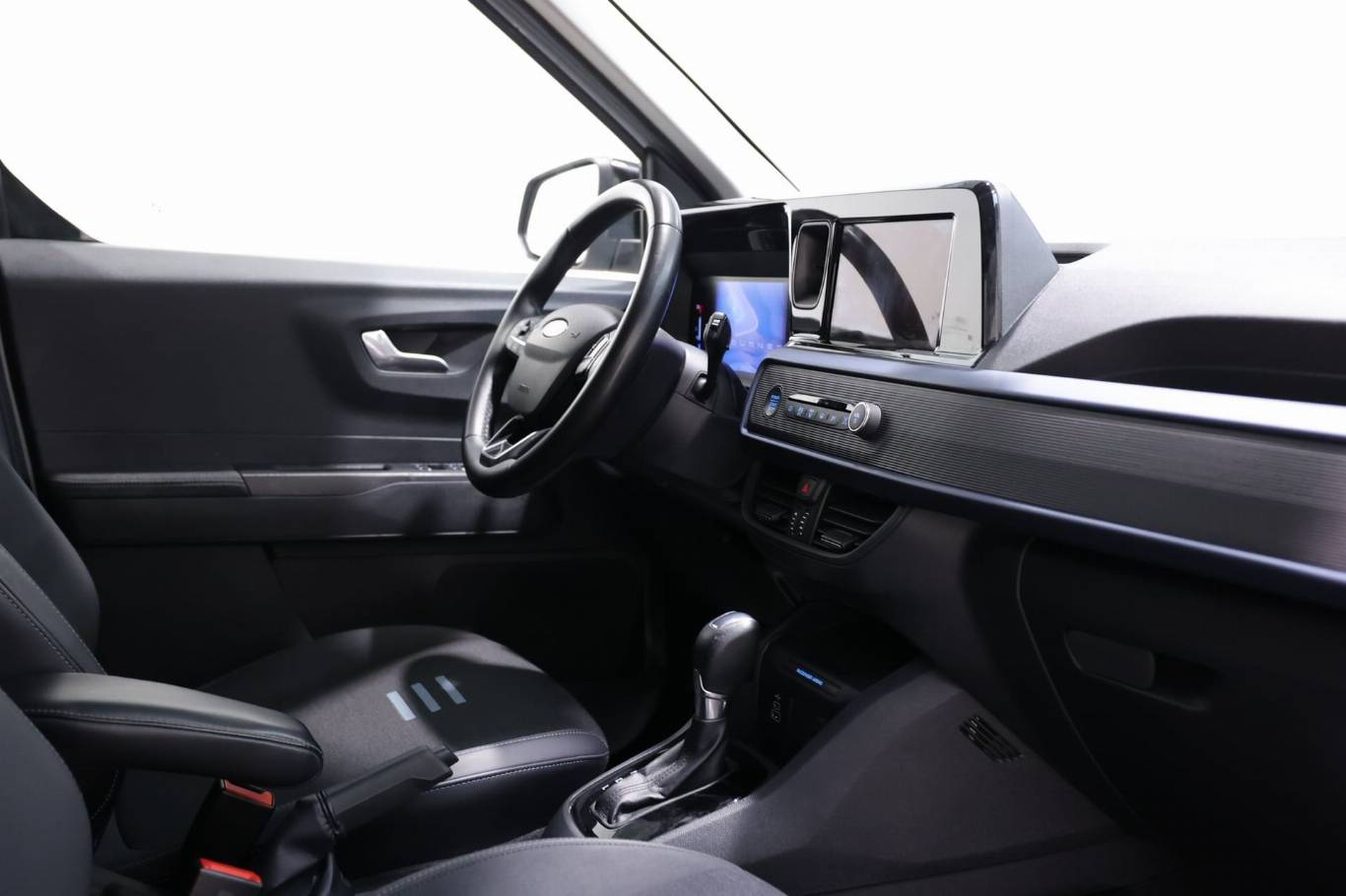 FORD Tourneo Courier 47
