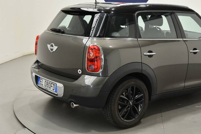 MINI Countryman 18