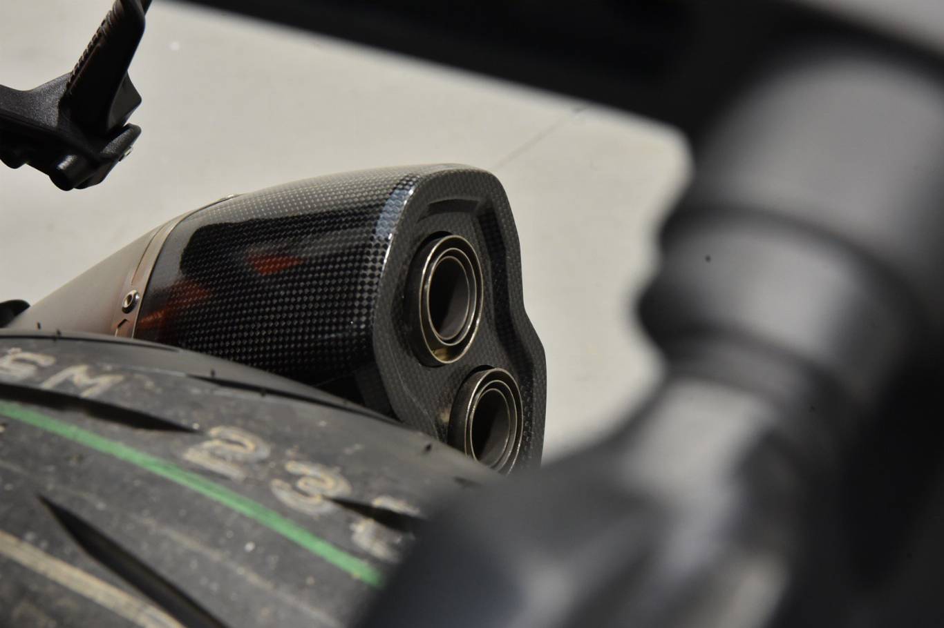 KTM 1290 Super Duke R 75