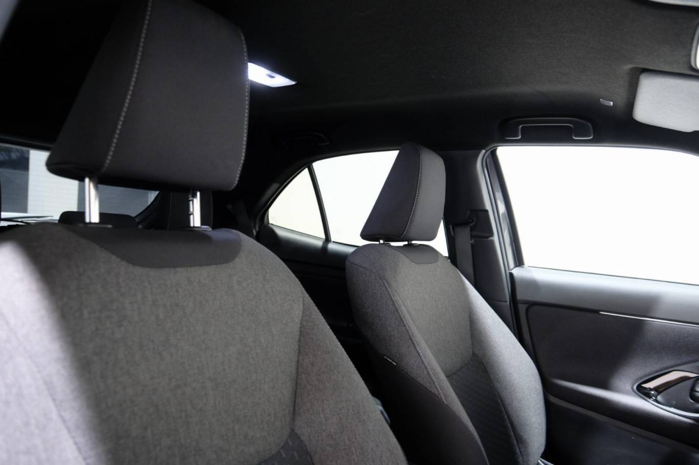 TOYOTA Yaris Cross 58