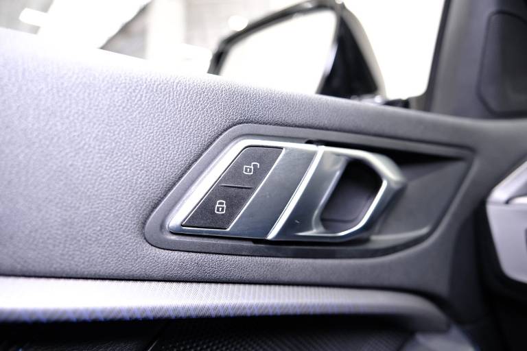 BMW 120 32