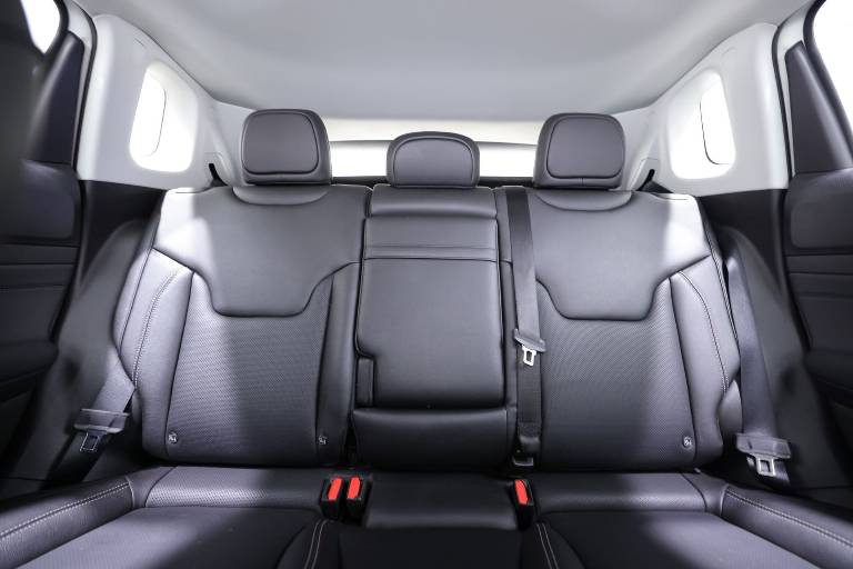 JEEP Compass 34