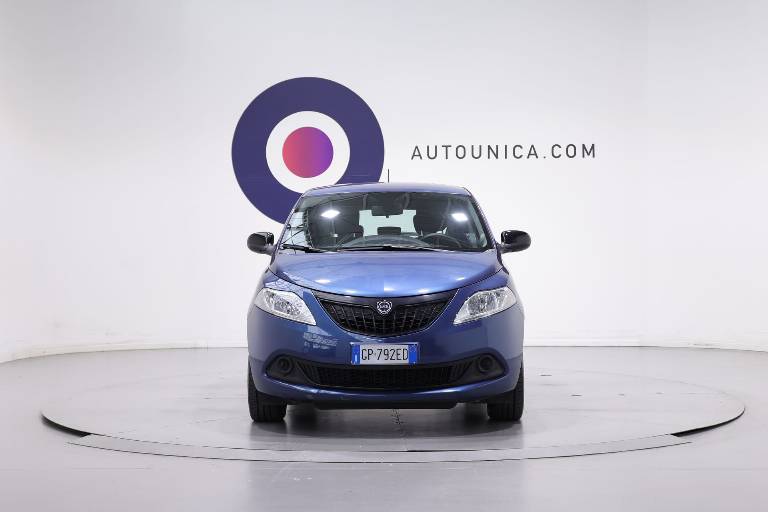 LANCIA Ypsilon 2