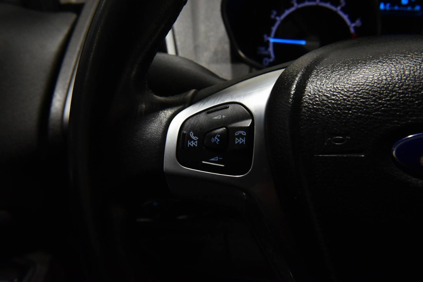 FORD EcoSport 7