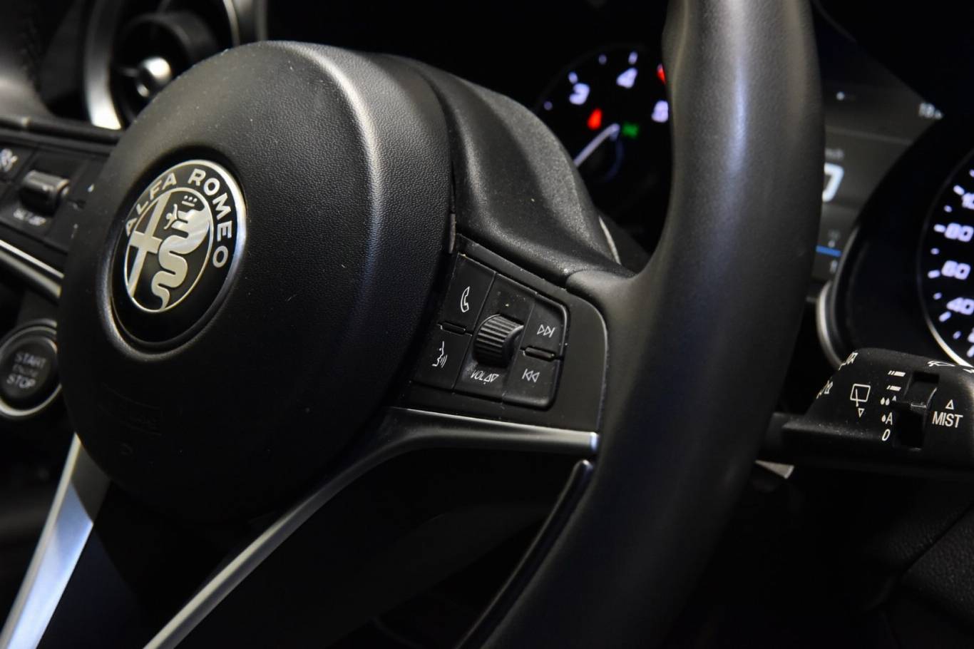 ALFA ROMEO Stelvio 17