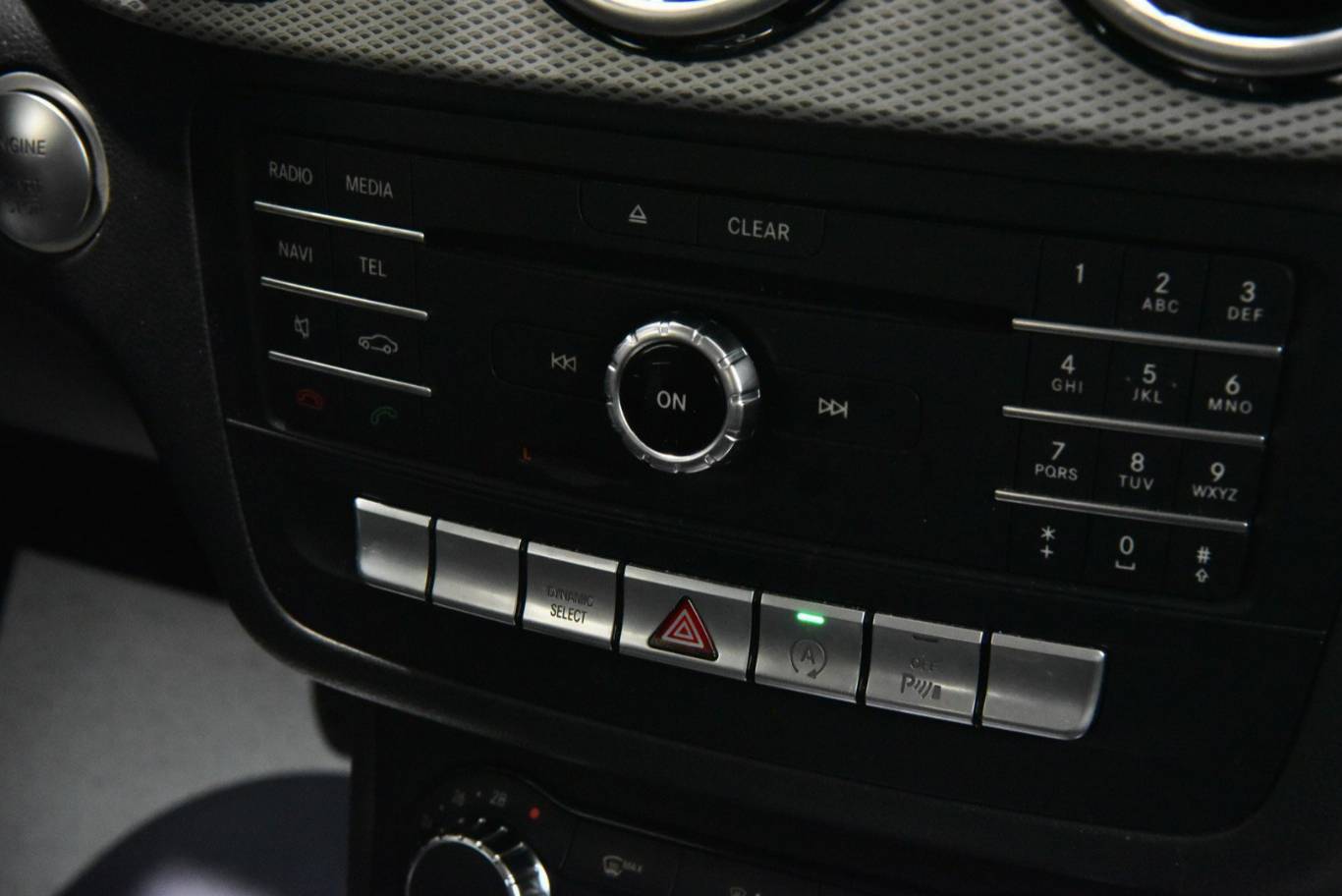 MERCEDES-BENZ B 180 11