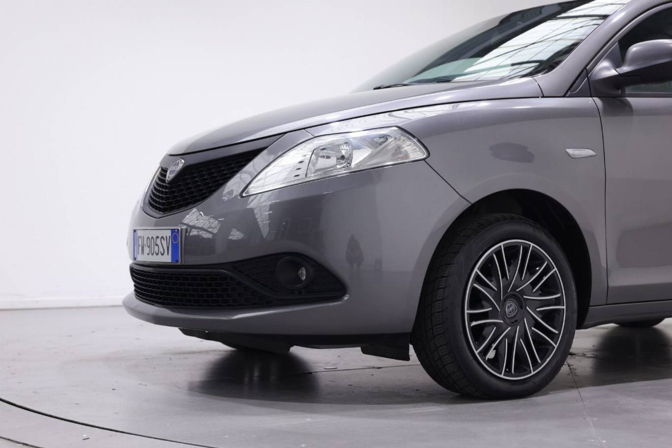 LANCIA Ypsilon 11