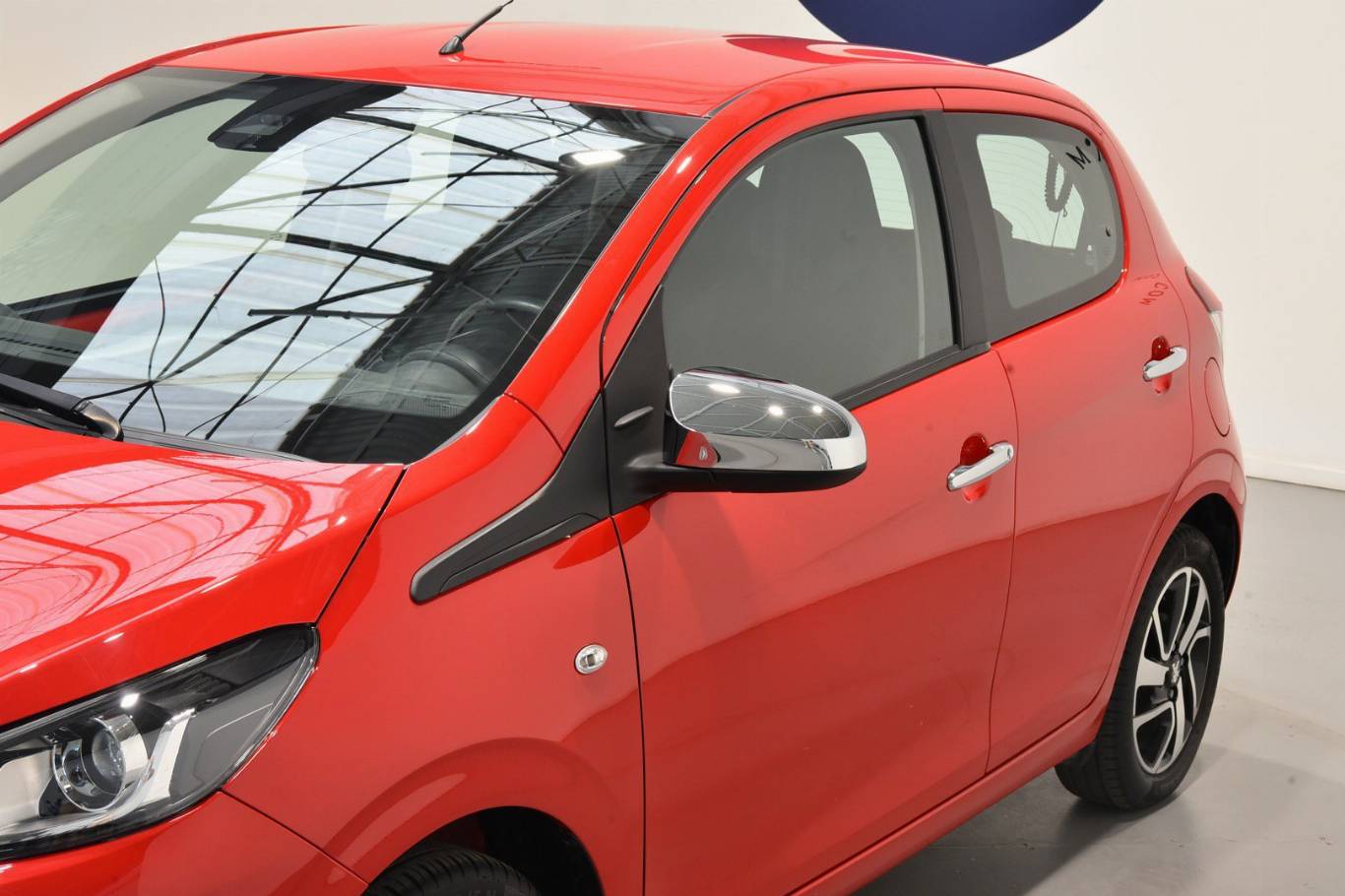 PEUGEOT 108 35
