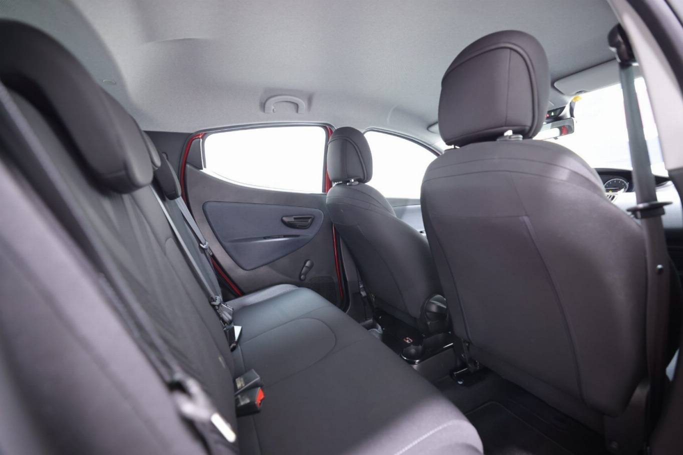 LANCIA Ypsilon 43