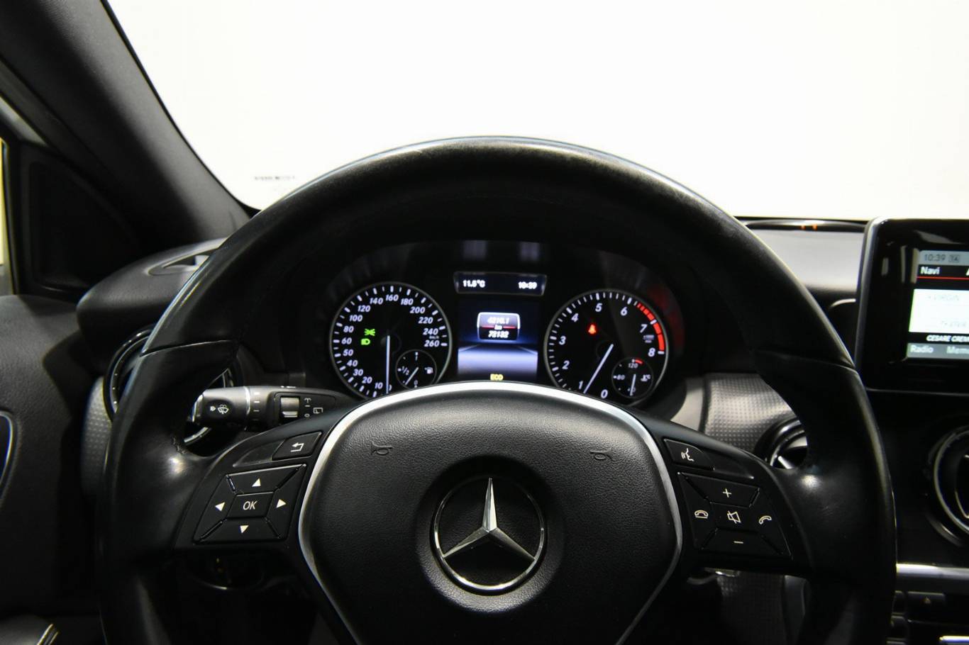 MERCEDES-BENZ A 180 9