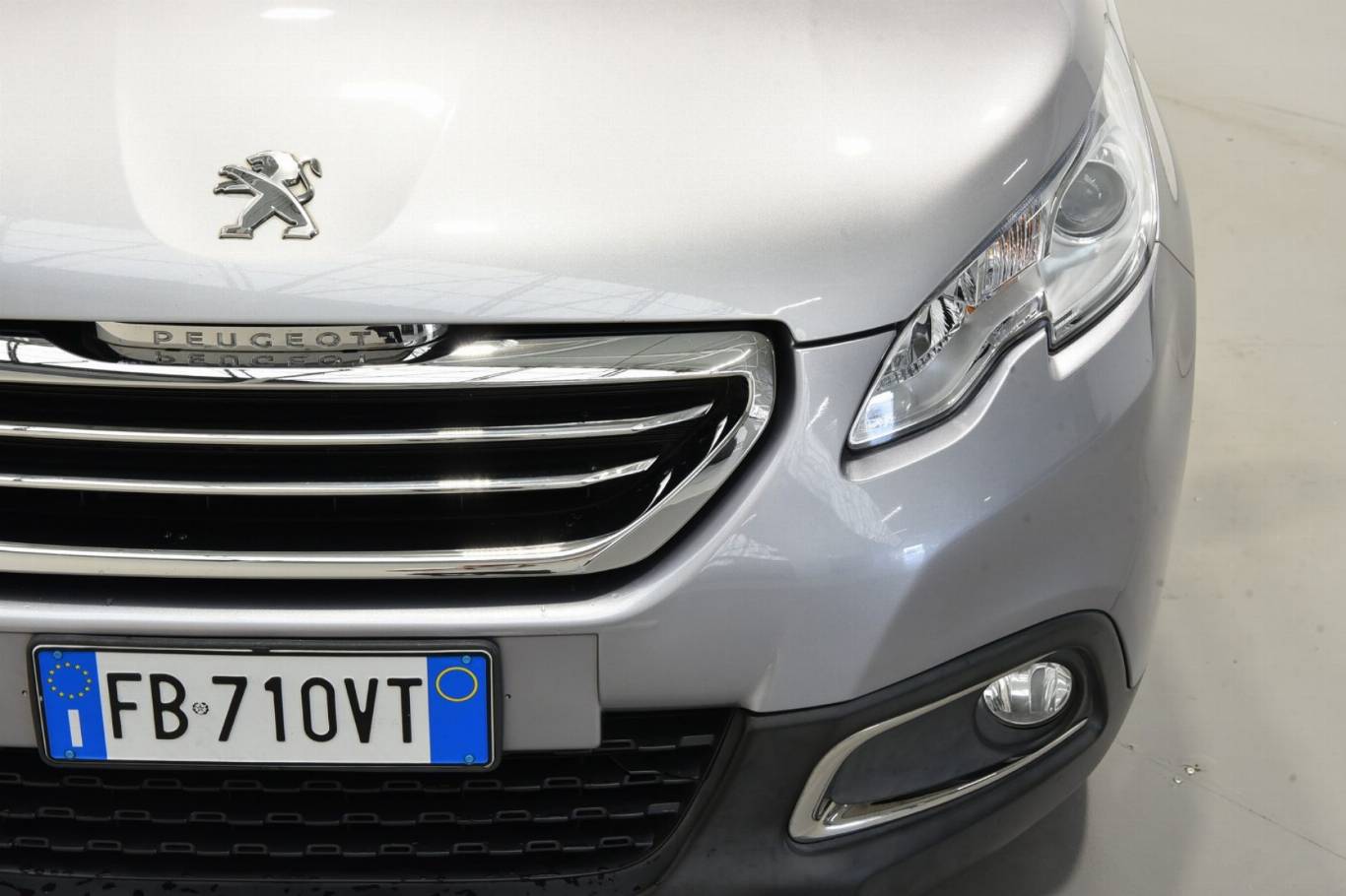 PEUGEOT 2008 19