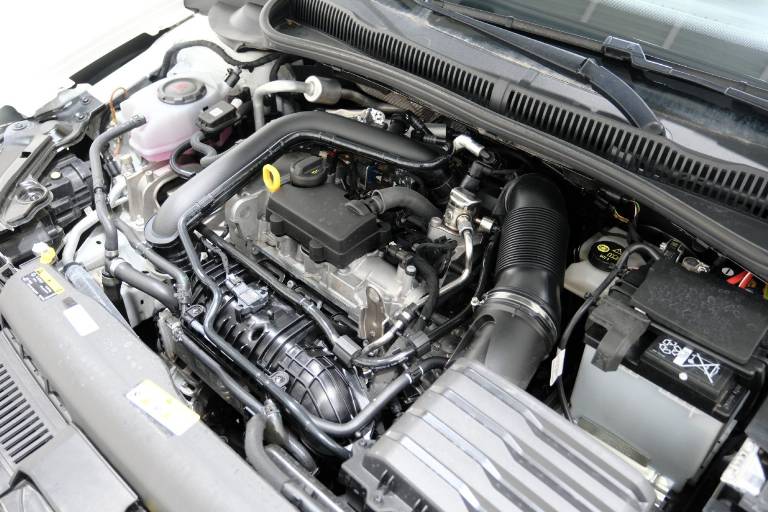 VOLKSWAGEN Polo 59
