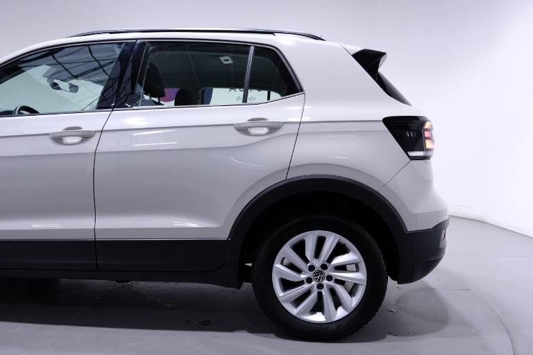 VOLKSWAGEN T-Cross 42