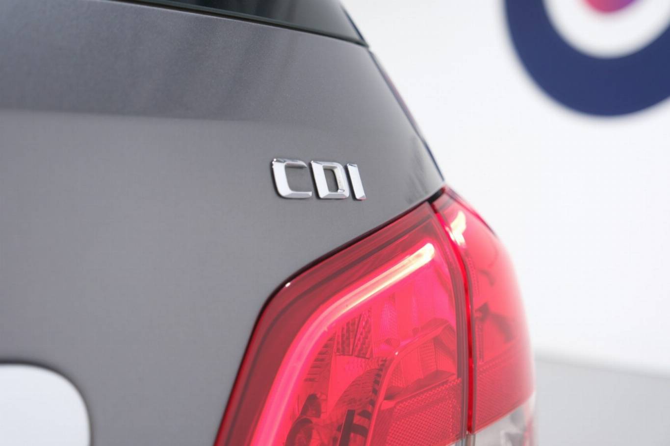 MERCEDES-BENZ B 180 40