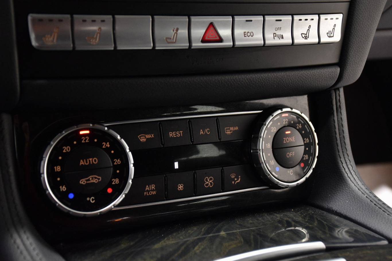 MERCEDES-BENZ CLS 250 36
