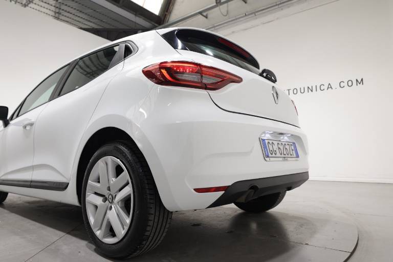 RENAULT Clio 45