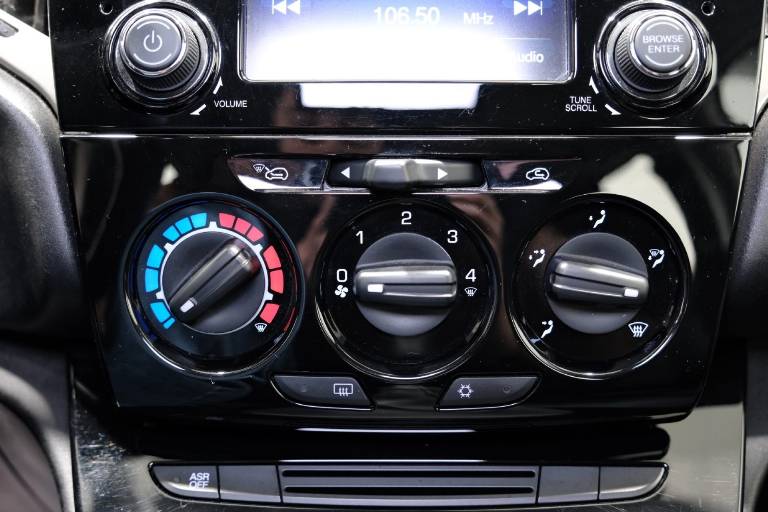 LANCIA Ypsilon 24