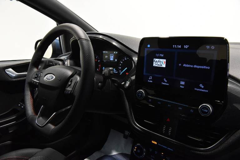 FORD Fiesta 33