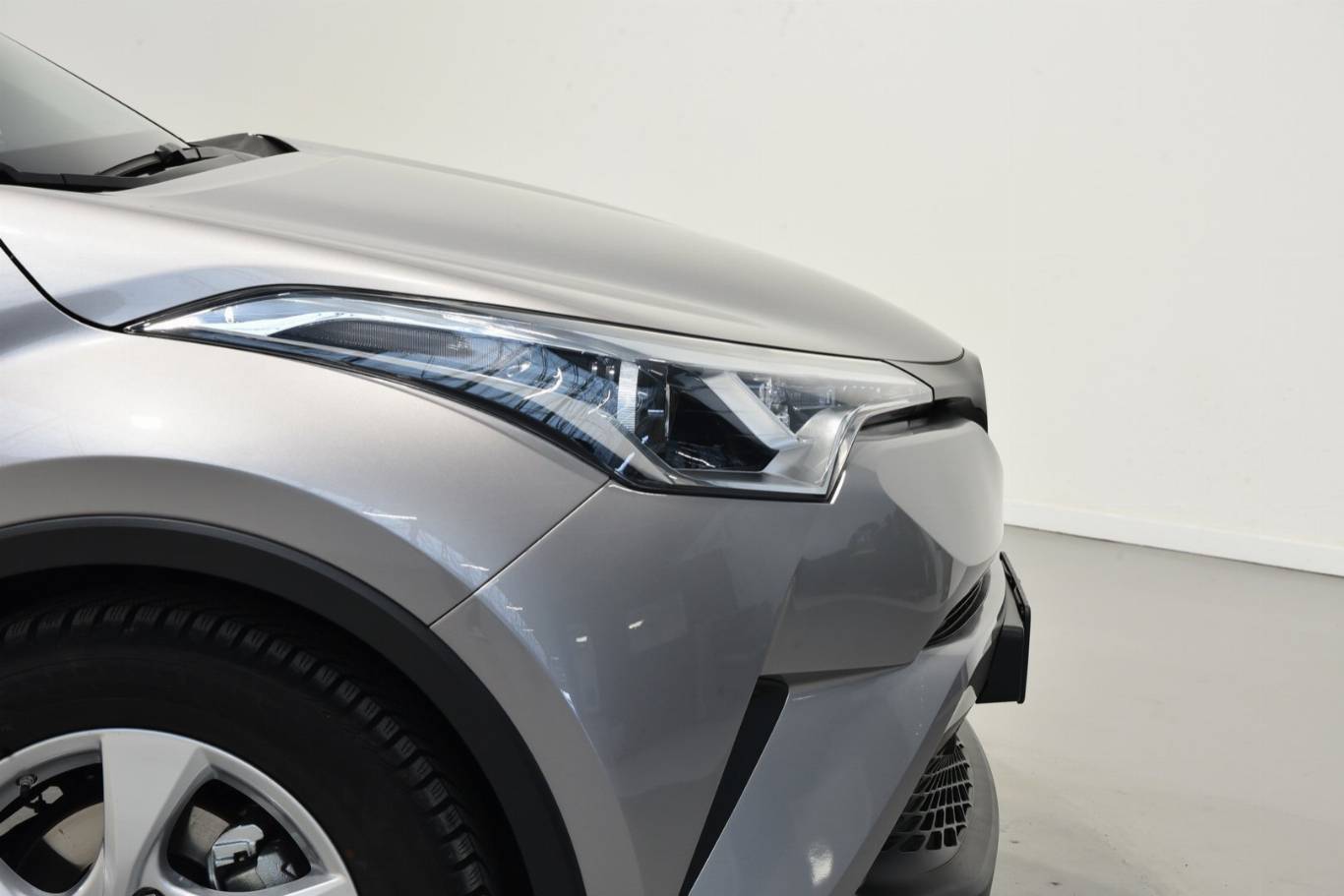 TOYOTA C-HR 35