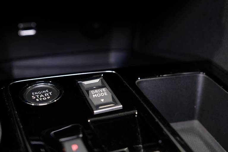 PEUGEOT 3008 33