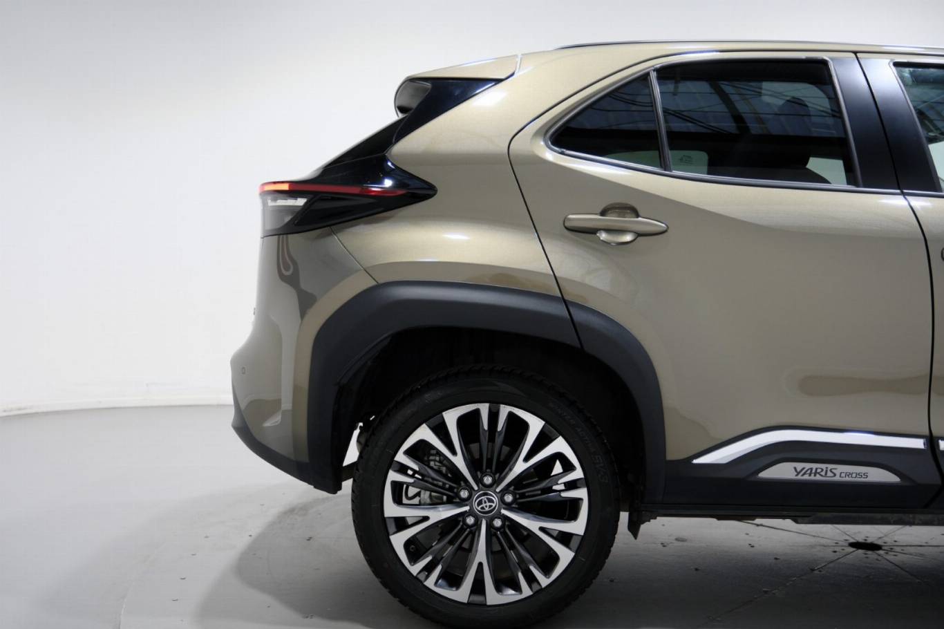 TOYOTA Yaris Cross 56