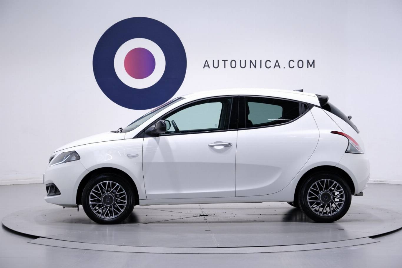 LANCIA Ypsilon 10