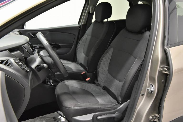 RENAULT Captur 4
