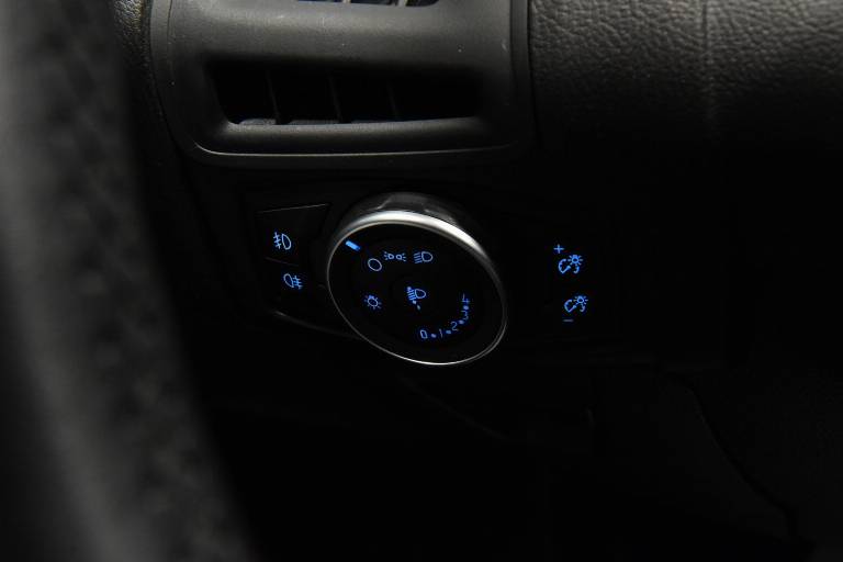 FORD Focus 35