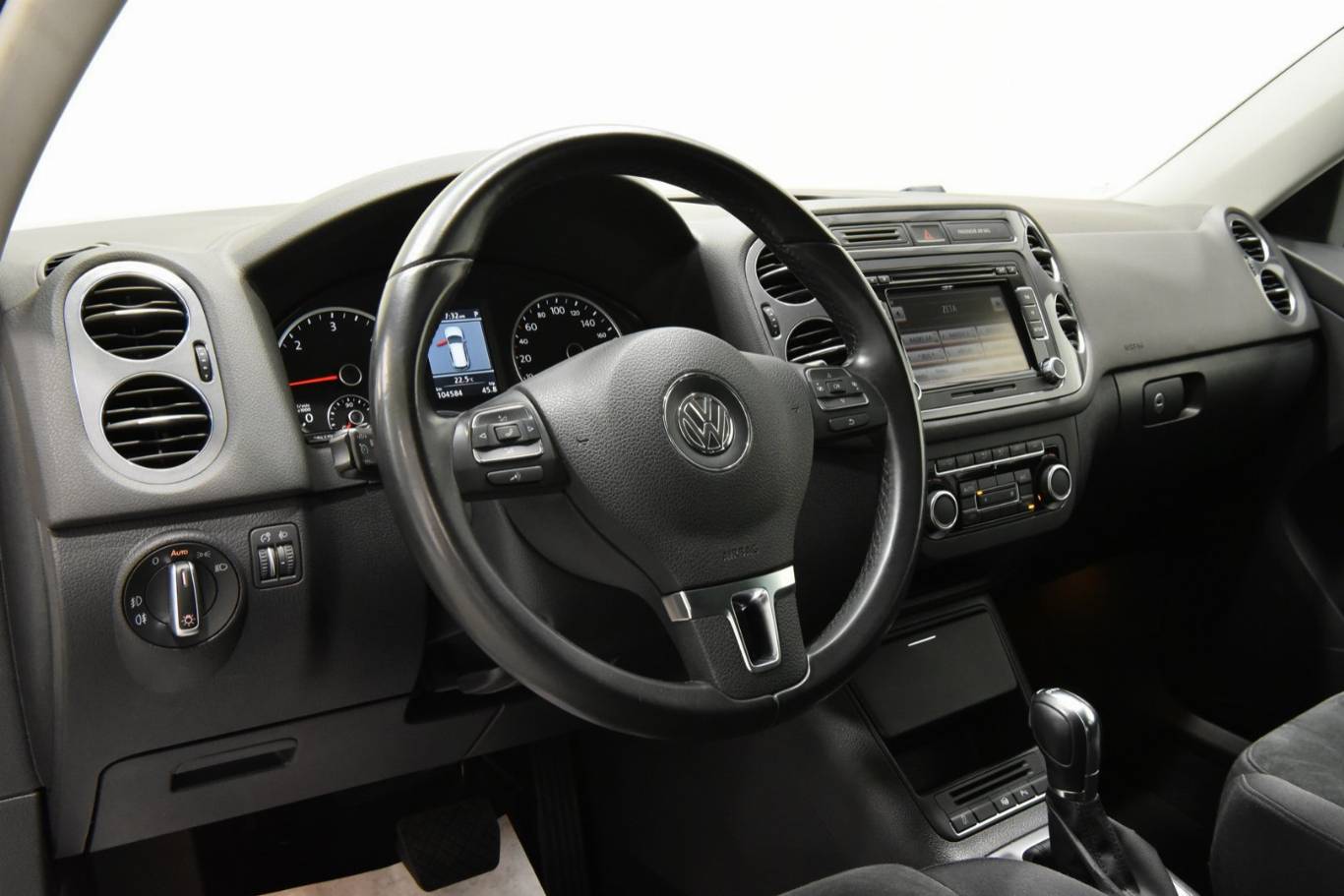 VOLKSWAGEN Tiguan 3