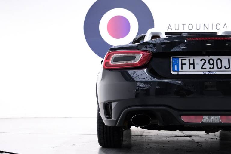 FIAT 124 Spider 51