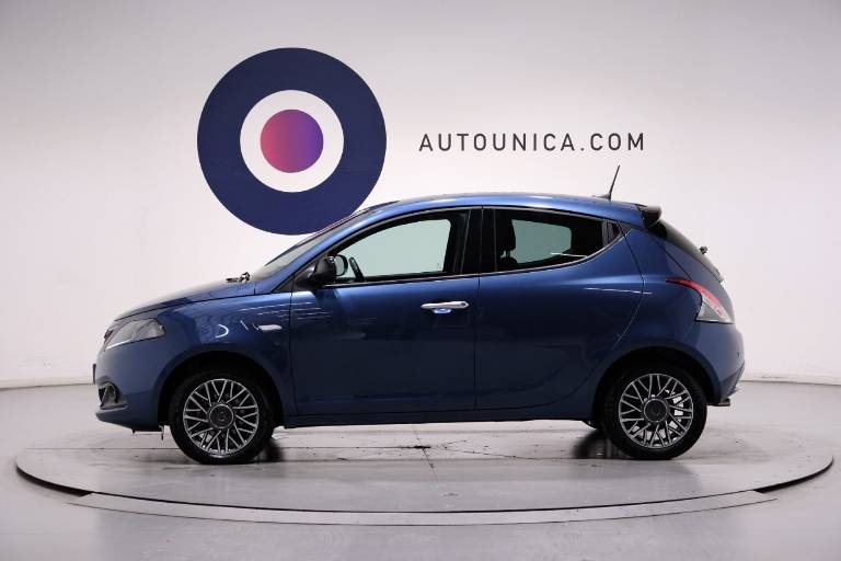 LANCIA Ypsilon 10