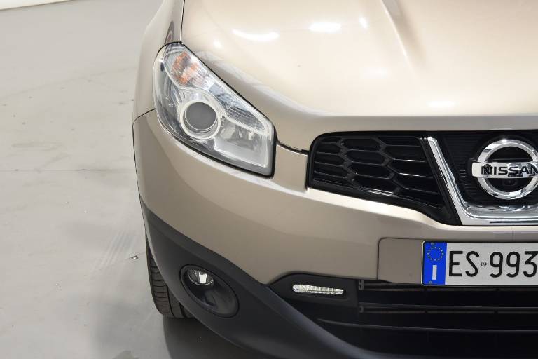 NISSAN Qashqai 17