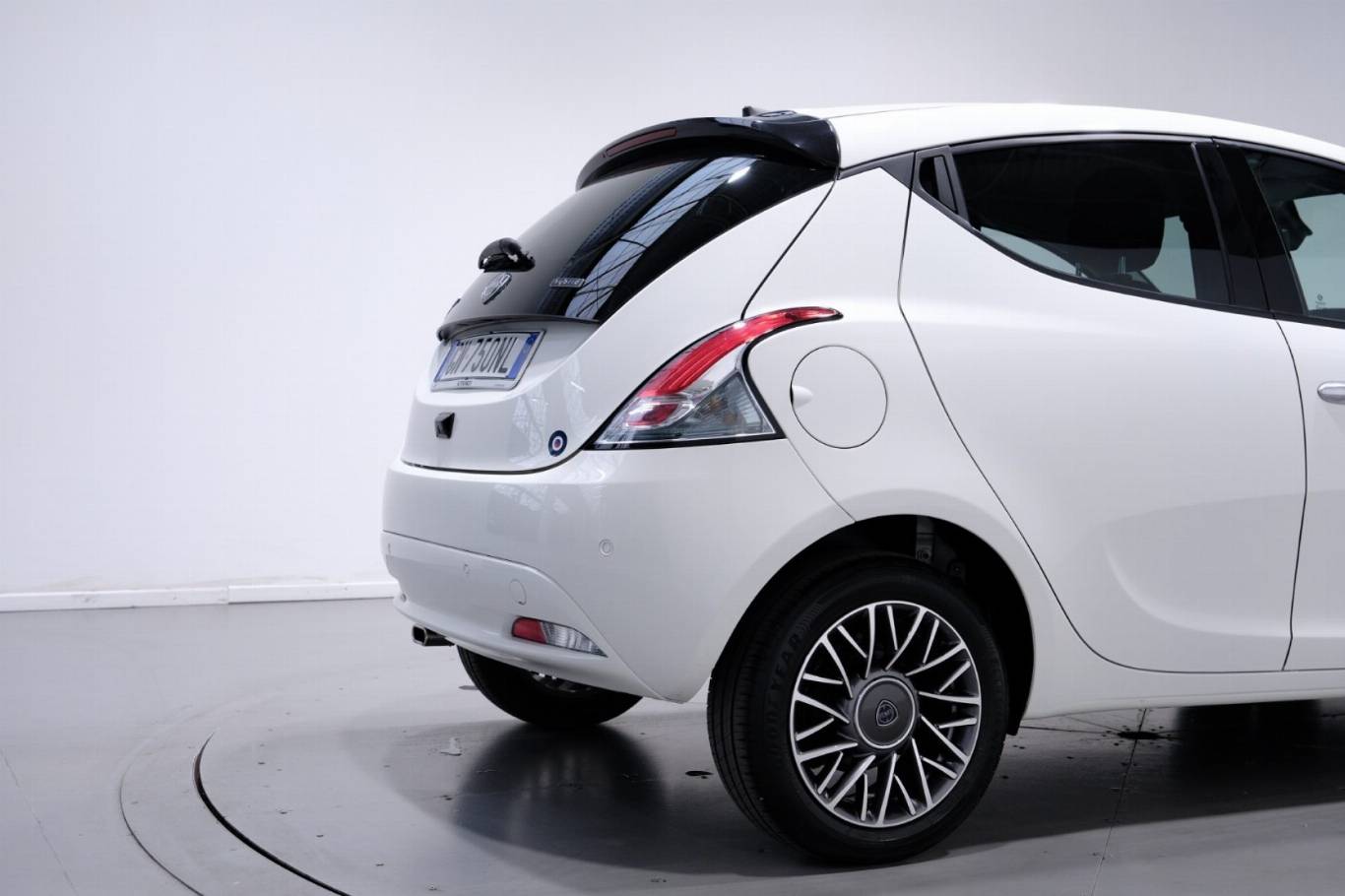 LANCIA Ypsilon 50
