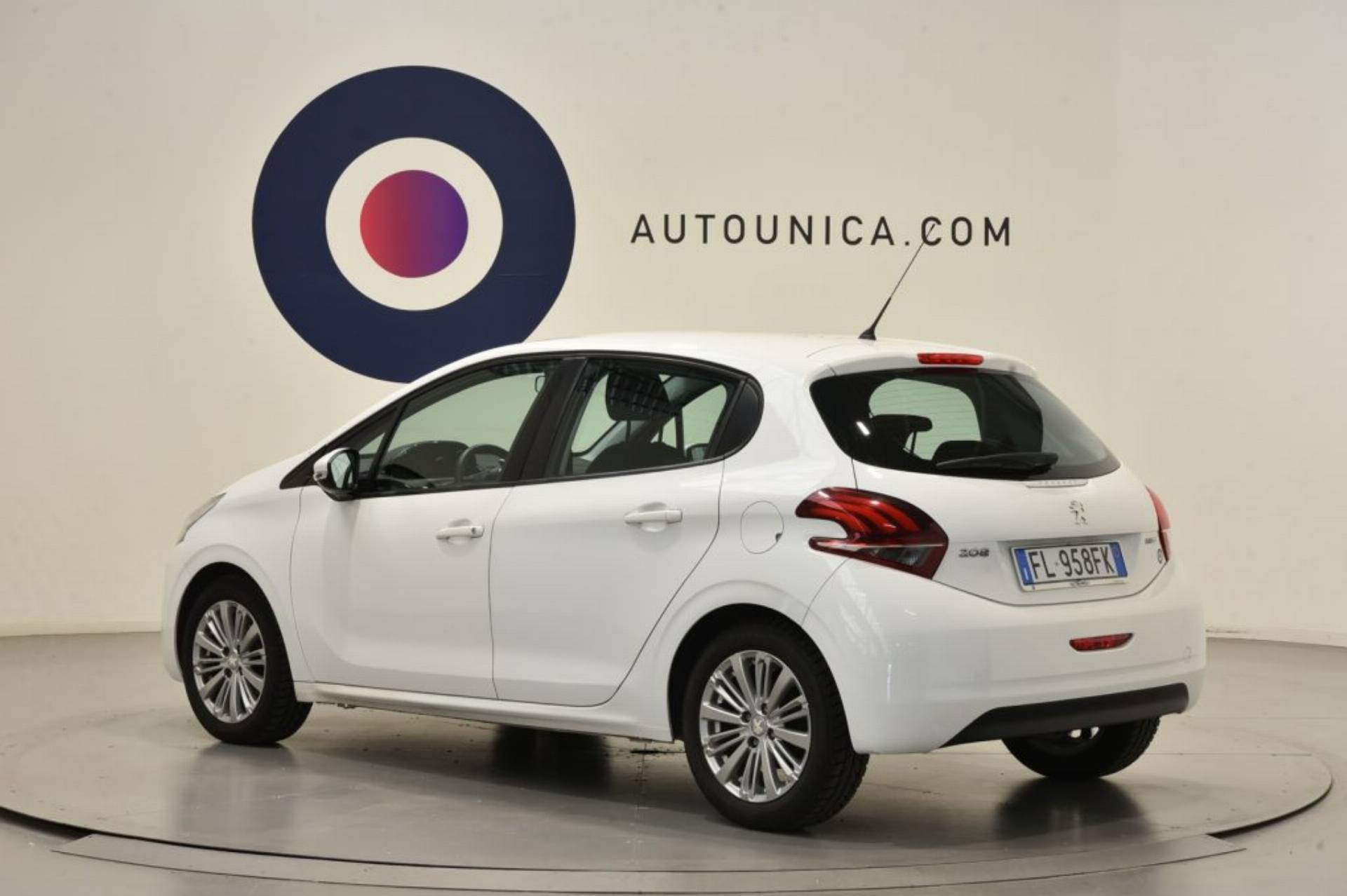 PEUGEOT 208 1.2 Benzina Puretech 5 Porte Allure Neopatentati Usata A ...