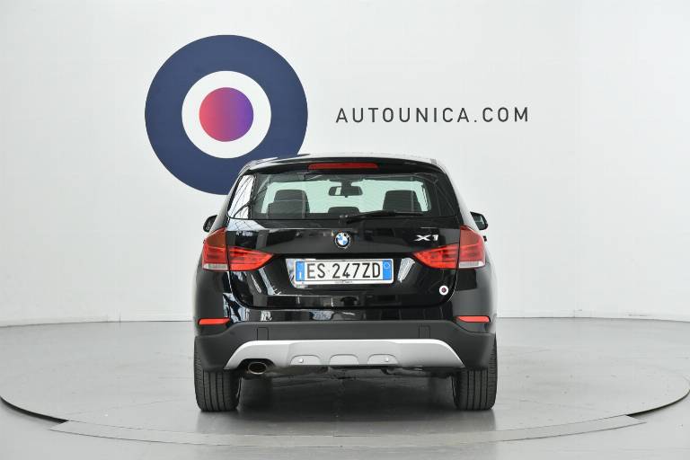 BMW X1 6