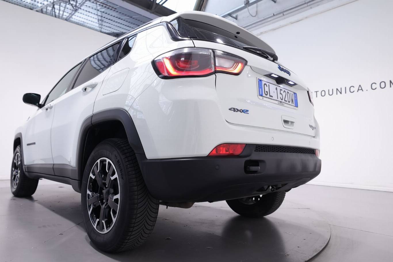 JEEP Compass 47