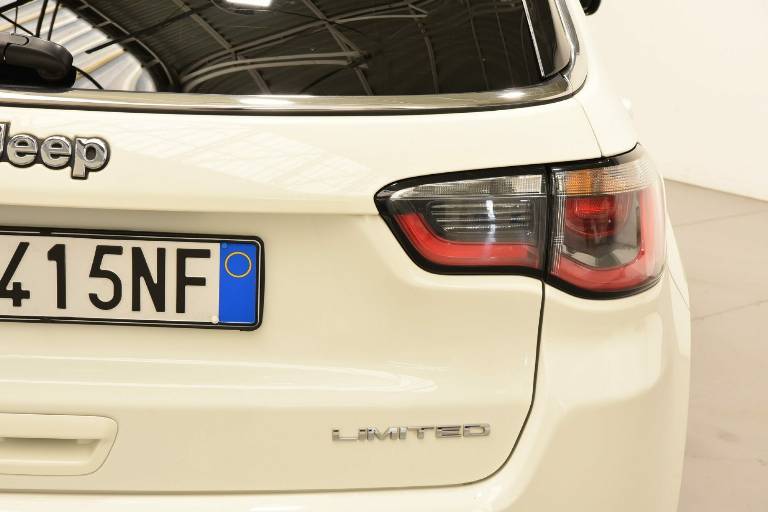 JEEP Compass 34