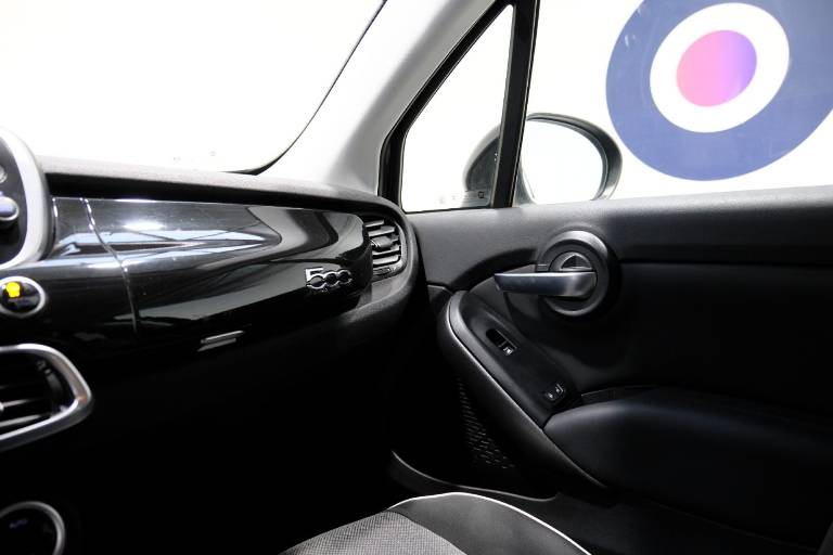FIAT 500X 29