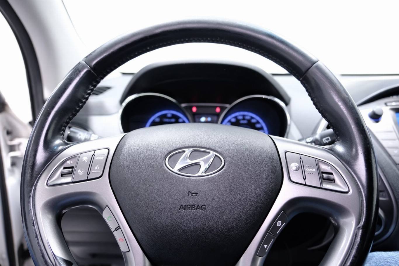 HYUNDAI IX35 7